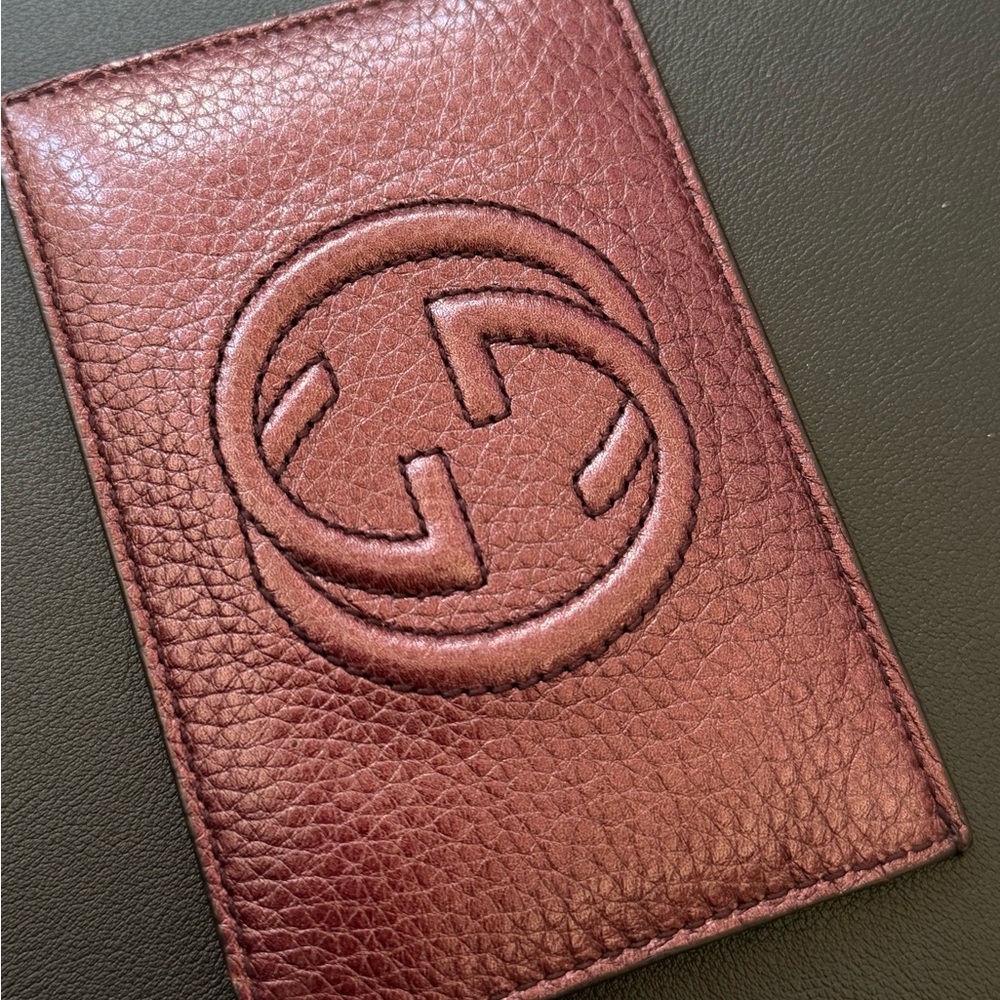 Gucci Men's Burgundy Leather Card Holder